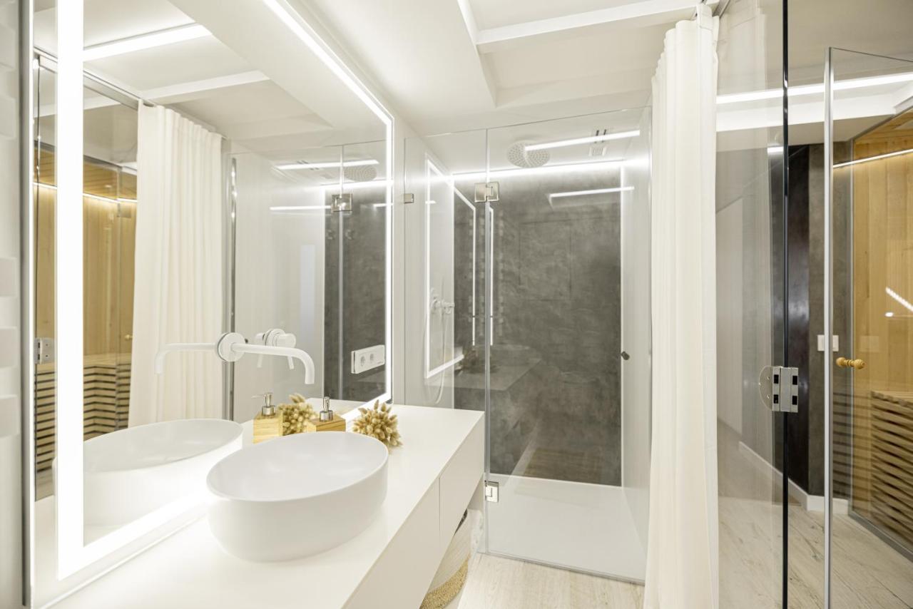 White Fox - sauna - Liov Exterior foto